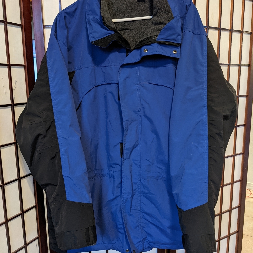 White Sierra Ski Jacket Removable Liner